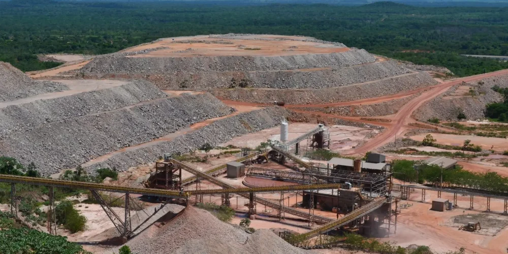 Mineradora de Ouro e Diamantes