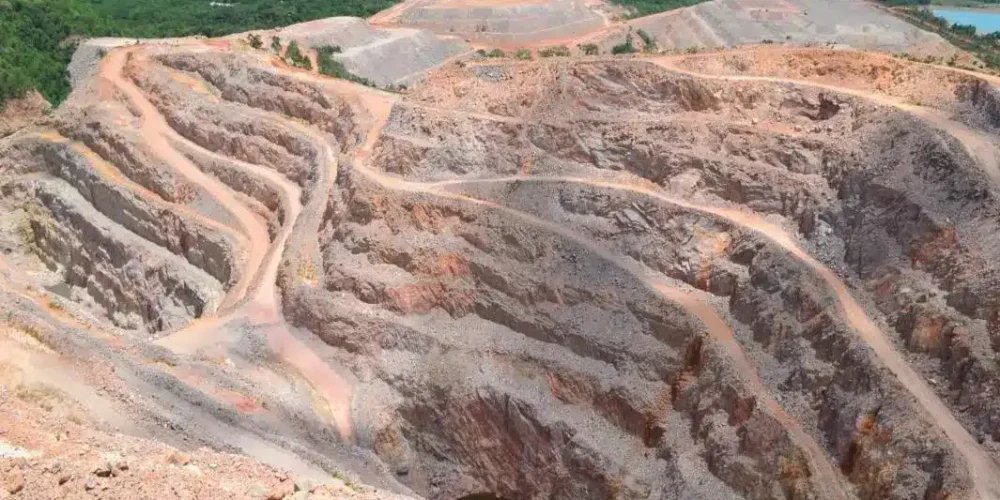 Mineradora de Ouro e Diamantes